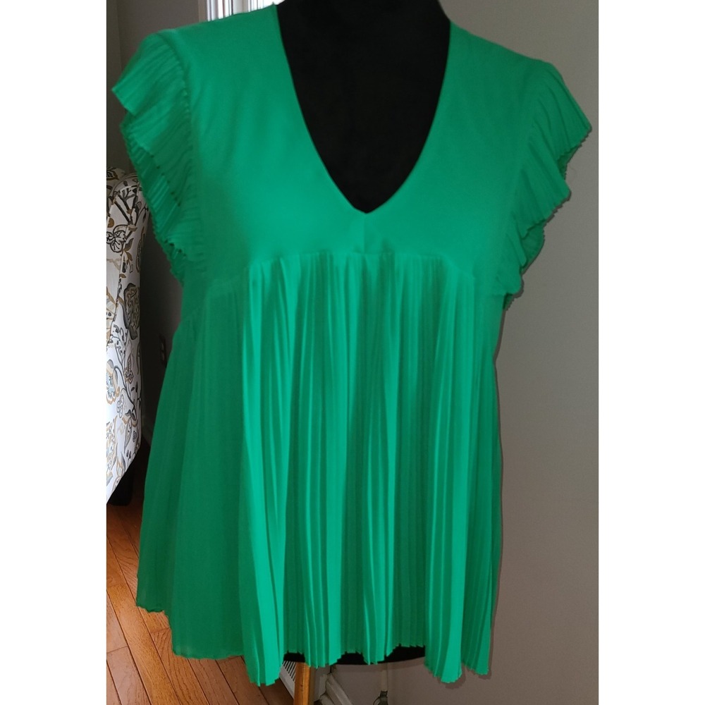 Hayden Green Pleated V Neck Blouse Flutter Sleeve Cottagecore Babydoll Top Med